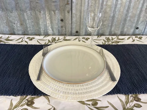 Middagstallerken, sandfarget med brun kant